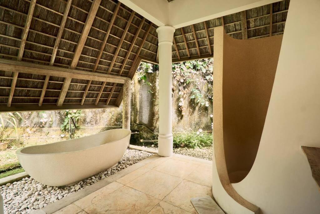 Unique 3Br Villa With Pool 5 Minute Walk To The Pererenan Beach Canggu  Luaran gambar