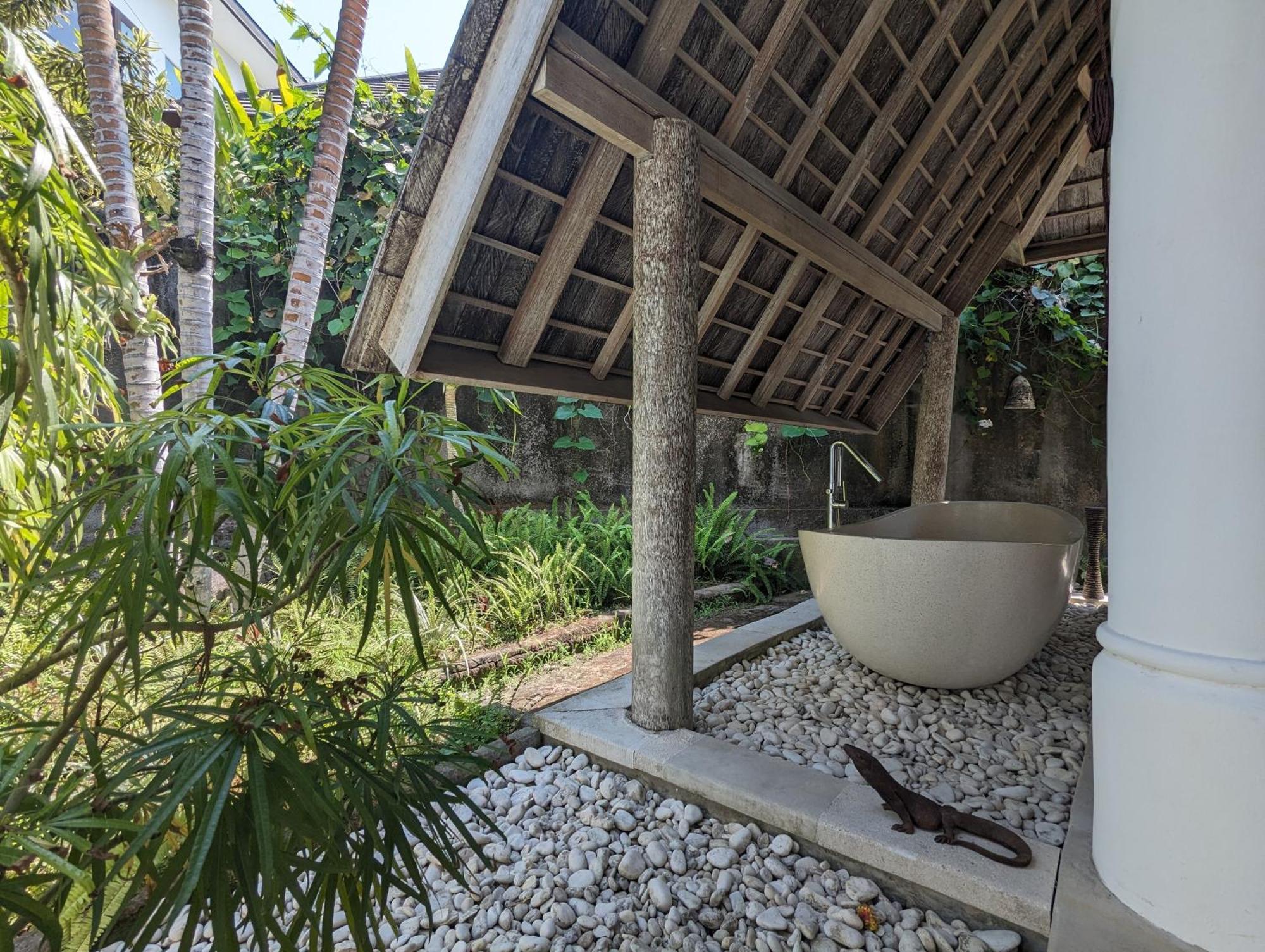 Unique 3Br Villa With Pool 5 Minute Walk To The Pererenan Beach Canggu  Luaran gambar